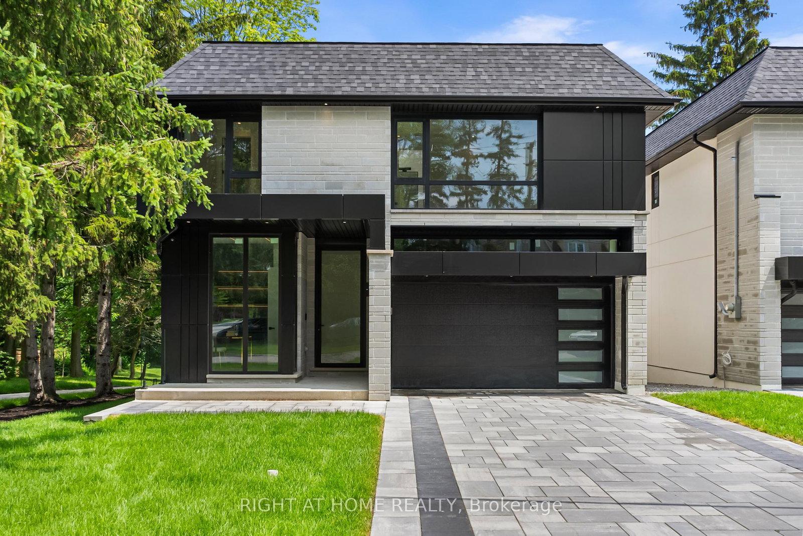 1209-canterbury-road-mississauga-ontario-w13500886