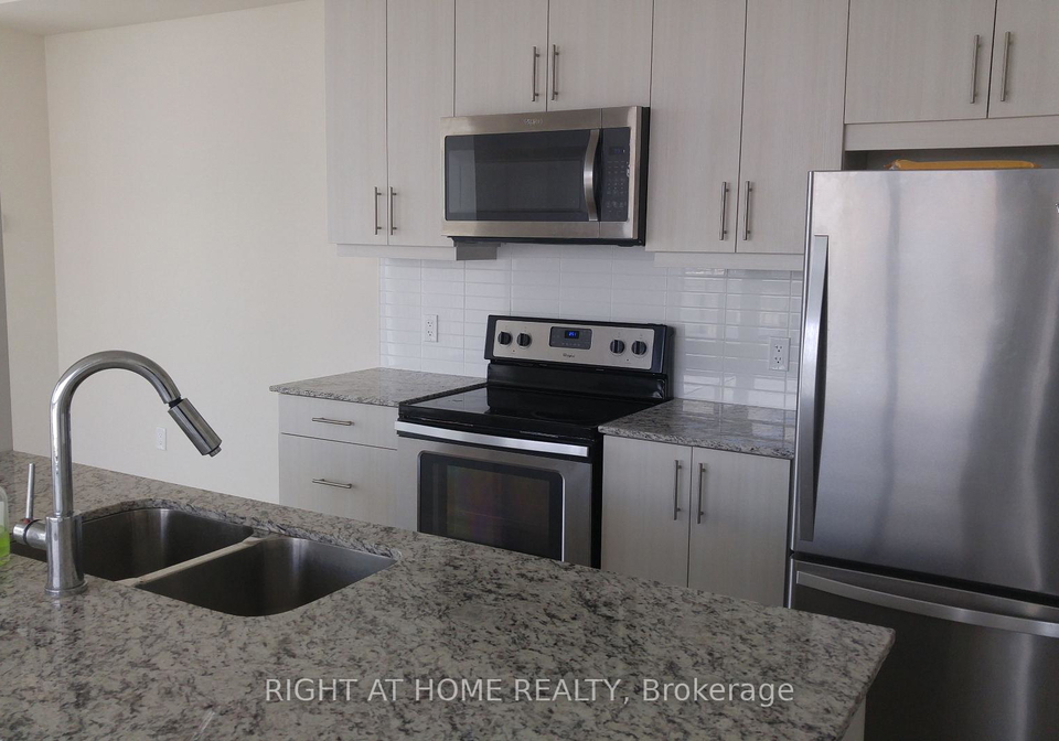 3975-grand-park-drive-mississauga-ontario-w13500924