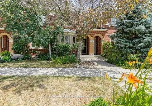 2163-oakpoint-road-oakville-ontario-w13501018