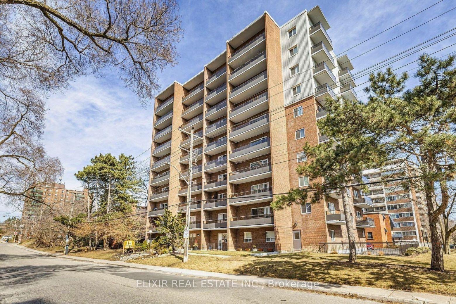 15-elizabeth-street-n-mississauga-ontario-w13501306