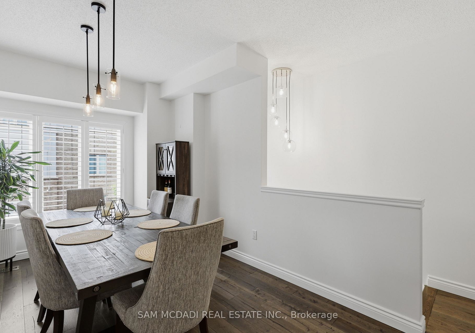 4154-galileo-common-burlington-ontario-w13501822