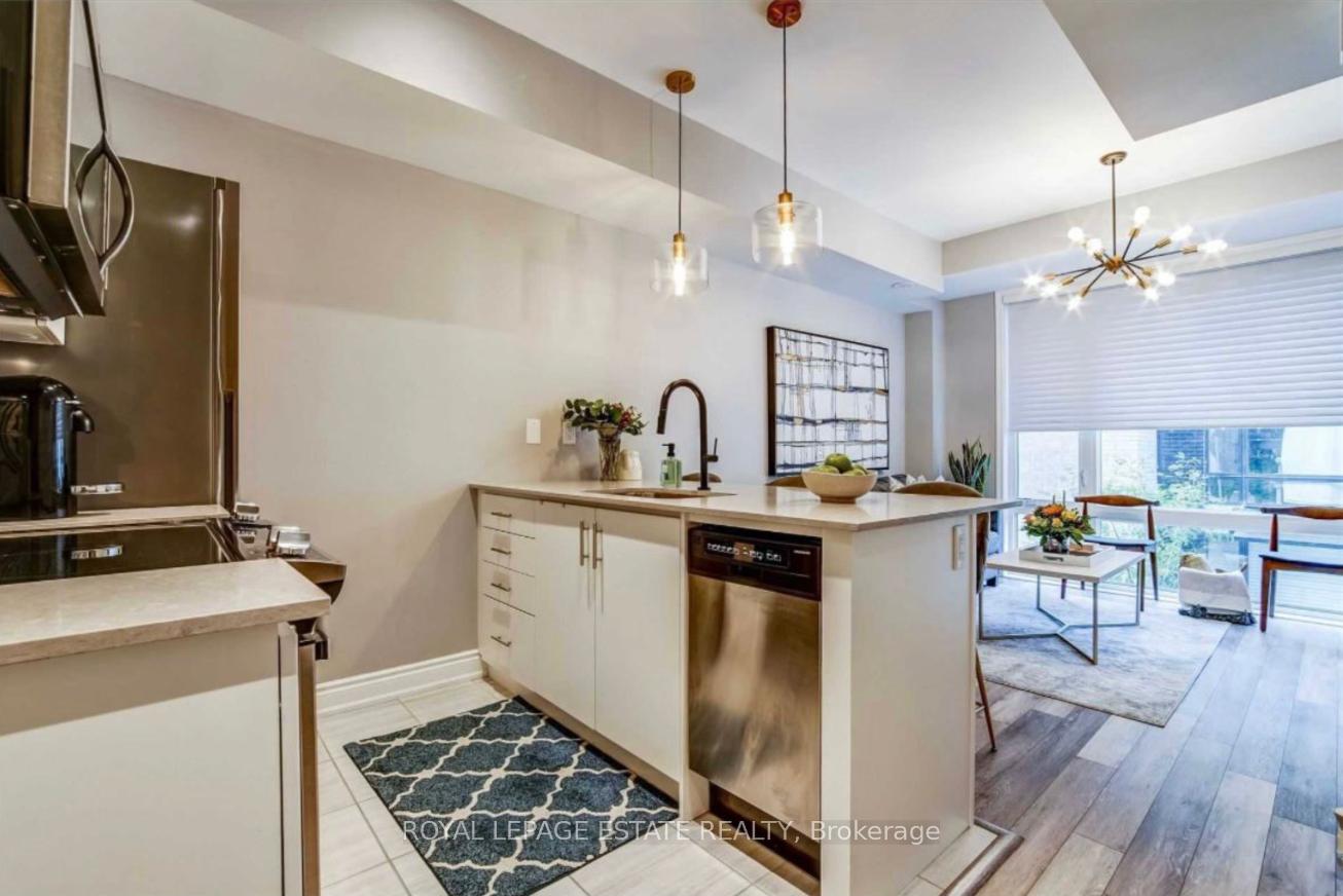 28-fieldway-road-toronto-etobicoke-ontario-w13501884