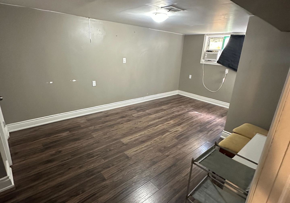 186-maurice-drive-oakville-ontario-w13501898