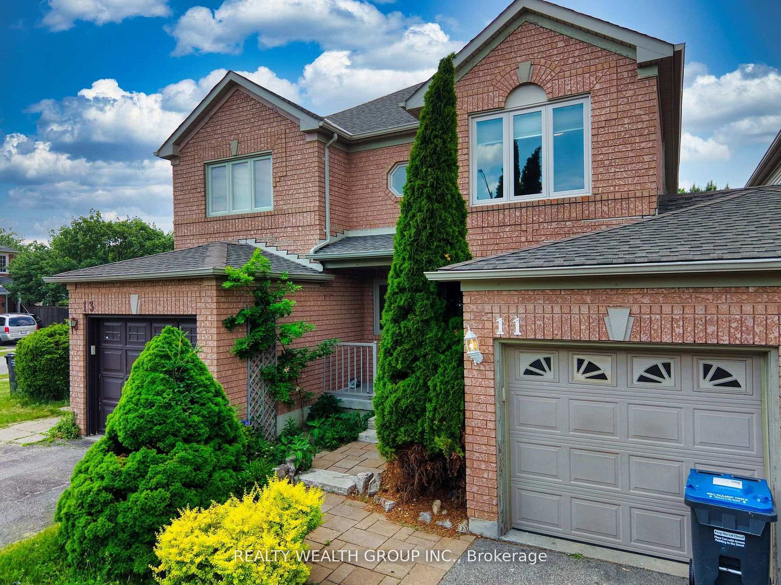 11-birchcliffe-drive-brampton-ontario-w13502150