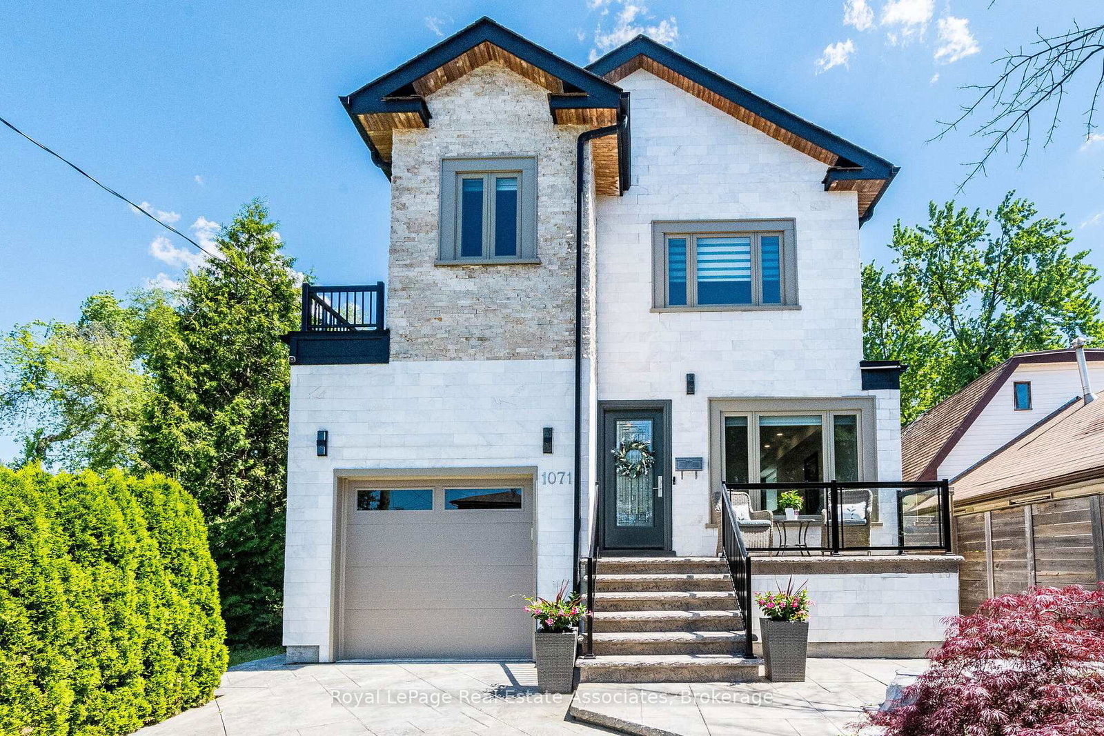 1071-westmount-avenue-mississauga-ontario-w13502462