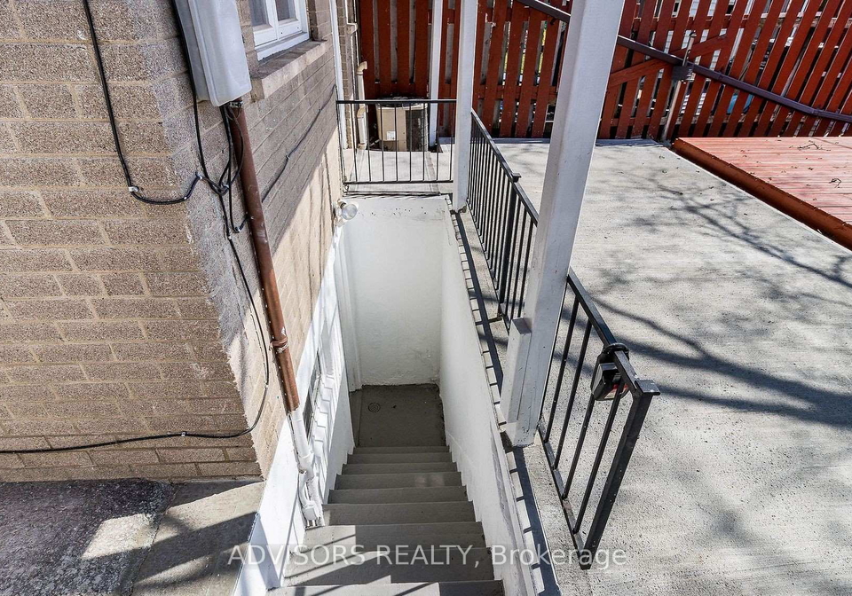 18-stanley-court-brampton-ontario-w13502496