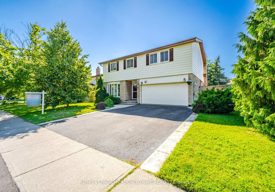 913-maple-avenue-milton-ontario-w13502530