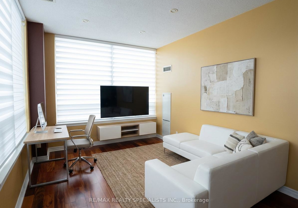 3504-hurontario-street-mississauga-ontario-w13502552