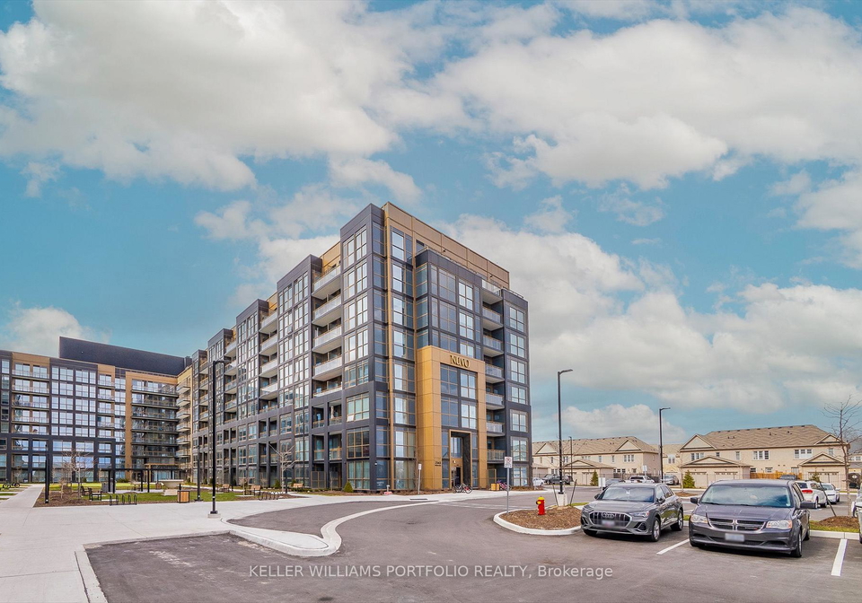 2343-khalsa-gate-oakville-ontario-w13502692