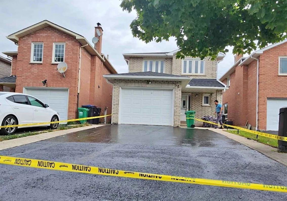 54-fallen-oak-court-brampton-ontario-w13502726