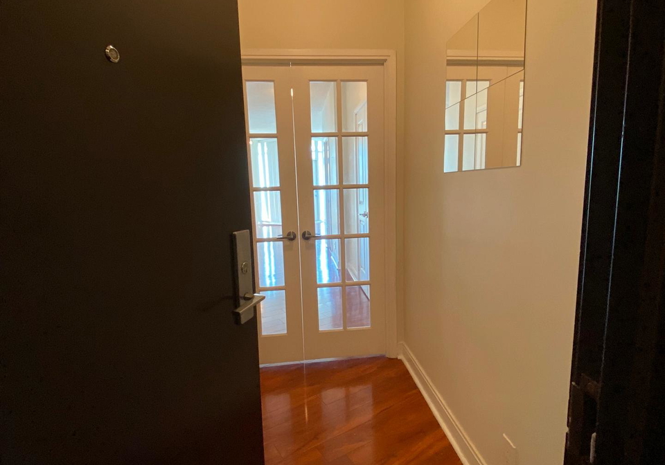 70-absolute-avenue-mississauga-ontario-w13502830