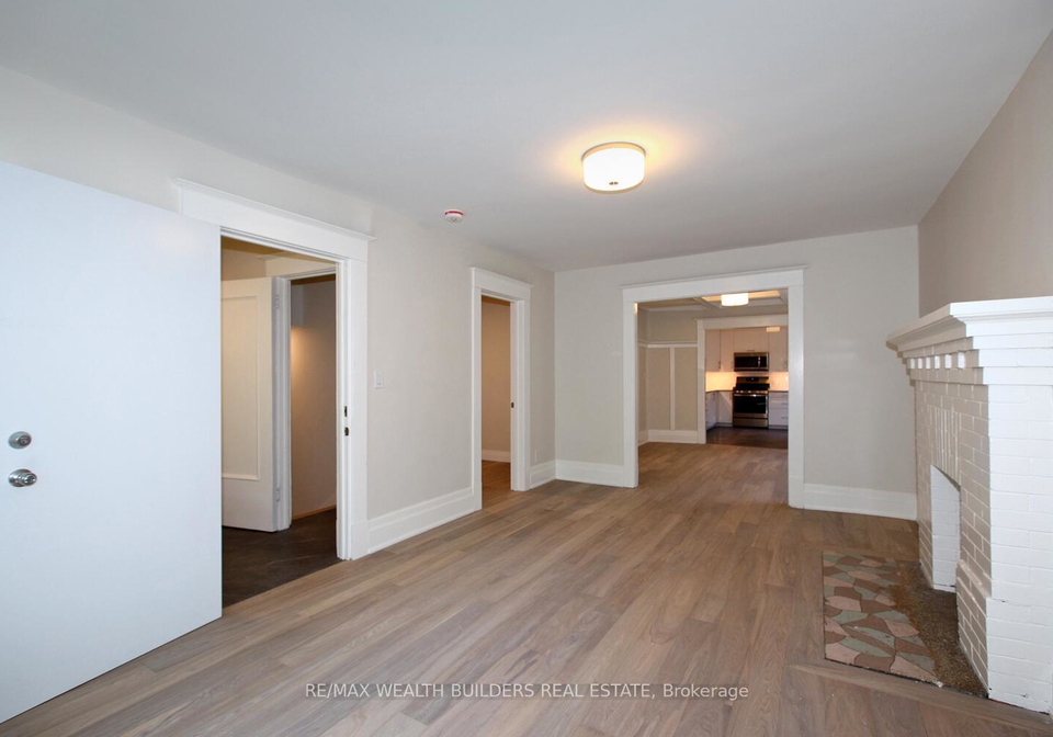 163-parkside-drive-toronto-toronto-ontario-w13502906