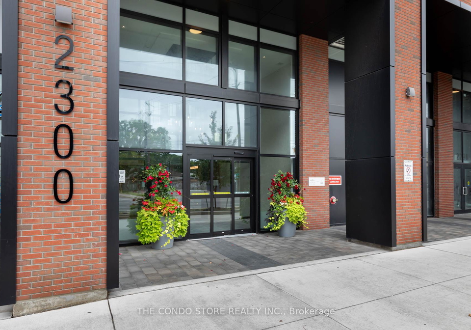 2300-st-clair-avenue-w-toronto-toronto-ontario-w13502924
