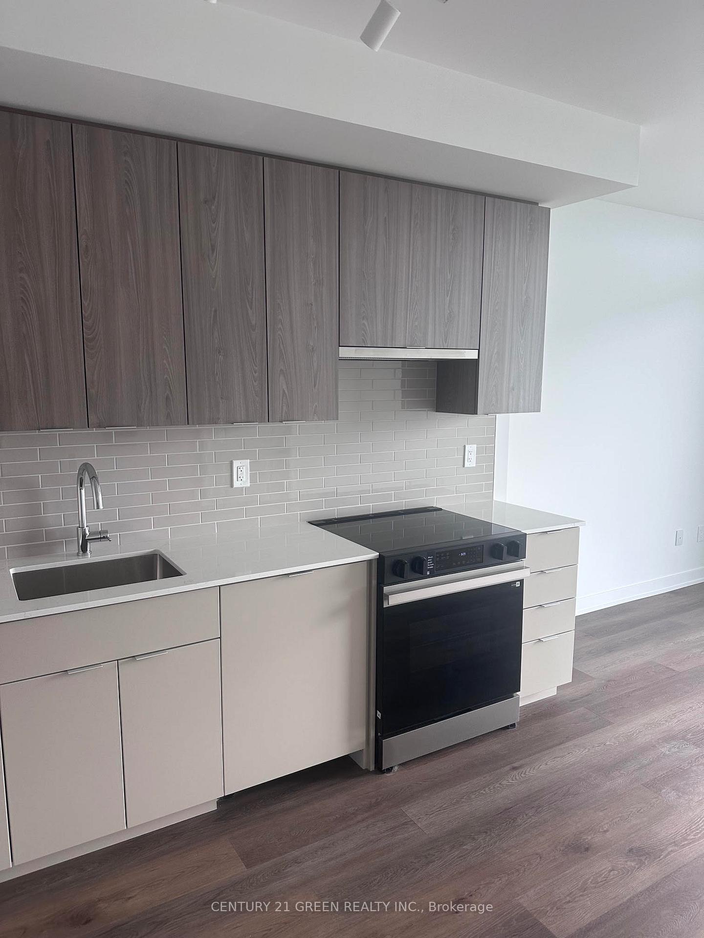 2075-lakeshore-road-burlington-ontario-w13503110