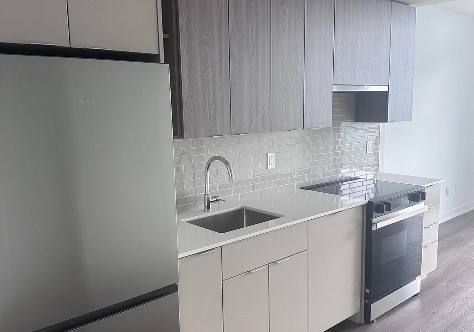 2075-lakeshore-road-burlington-ontario-w13503110