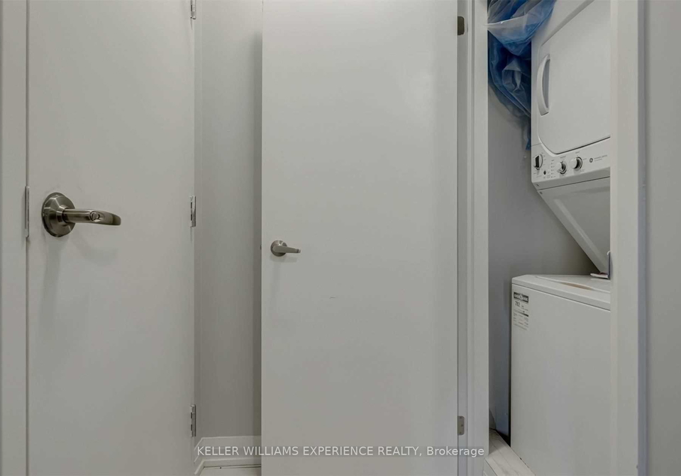 400-the-east-mall-toronto-etobicoke-ontario-w13503150