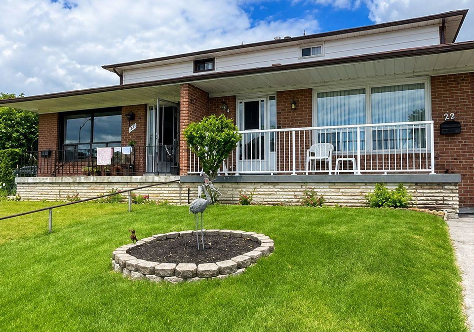 29-dellbrook-crescent-toronto-york-ontario-w13503180