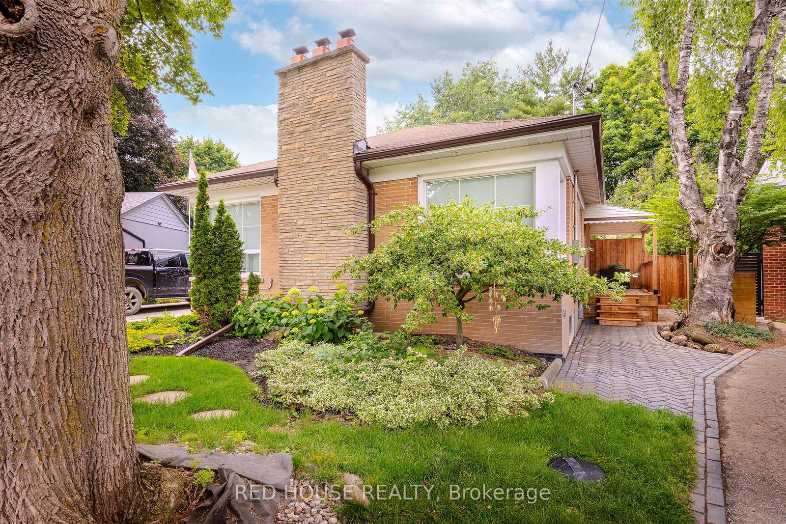 70-beaverbrook-avenue-toronto-etobicoke-ontario-w13503276