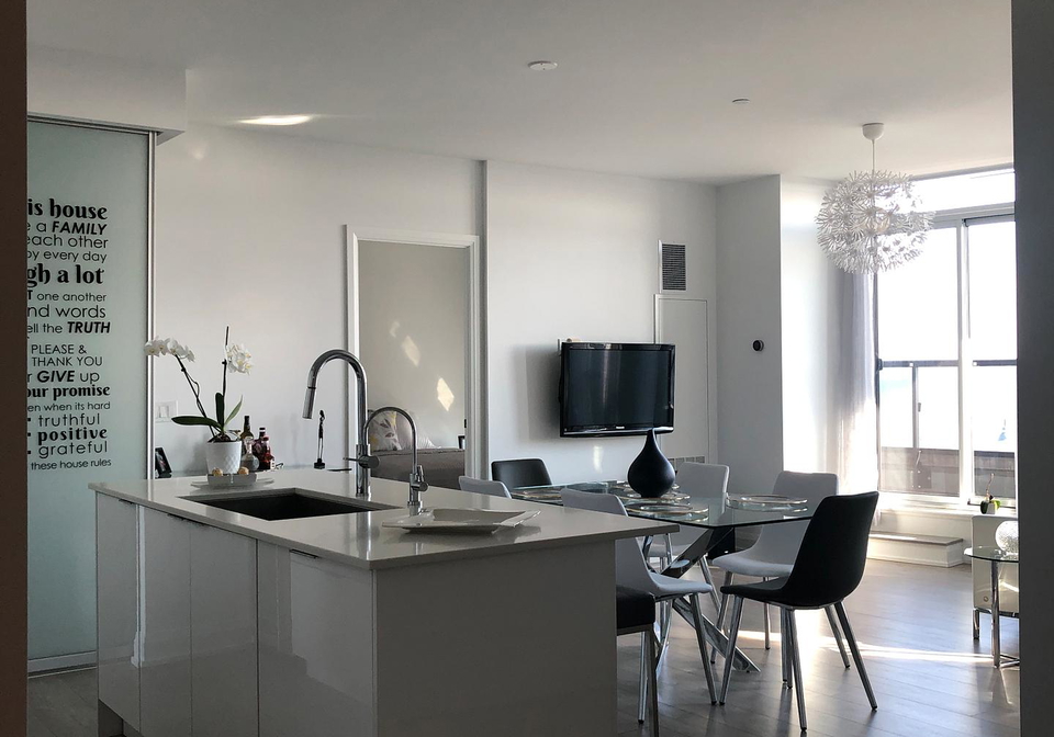 110-marine-parade-drive-toronto-etobicoke-ontario-w13503404