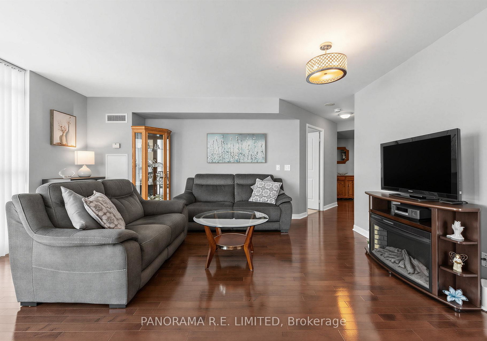 235-sherway-gardens-road-toronto-etobicoke-ontario-w13503616