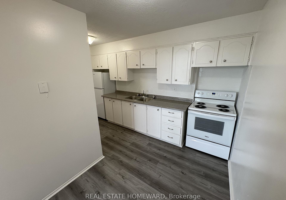 2720-windwood-drive-mississauga-ontario-w13503926