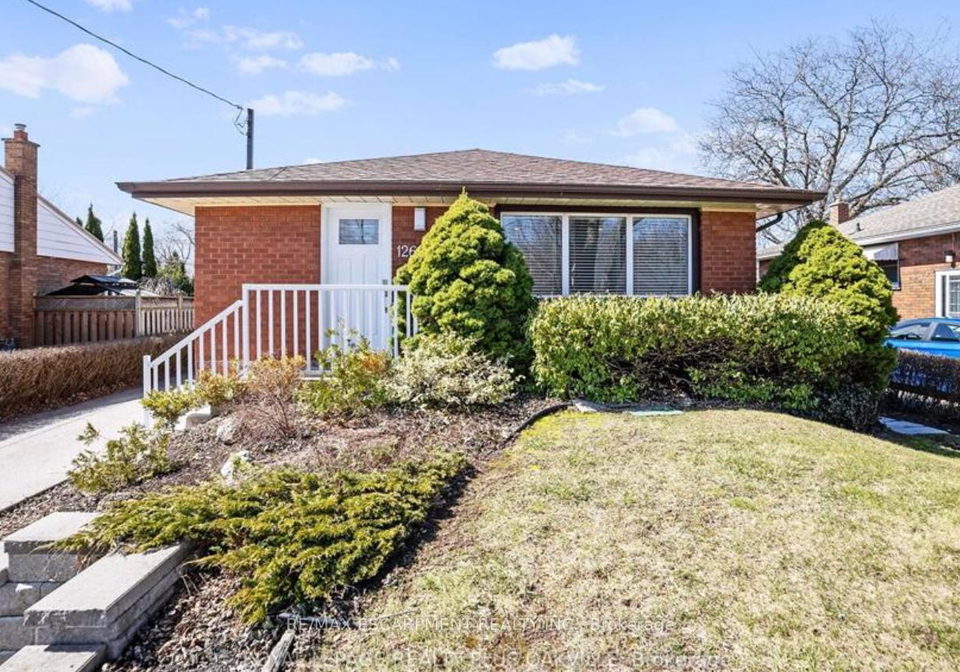 1266-royal-drive-w-burlington-ontario-w13504054