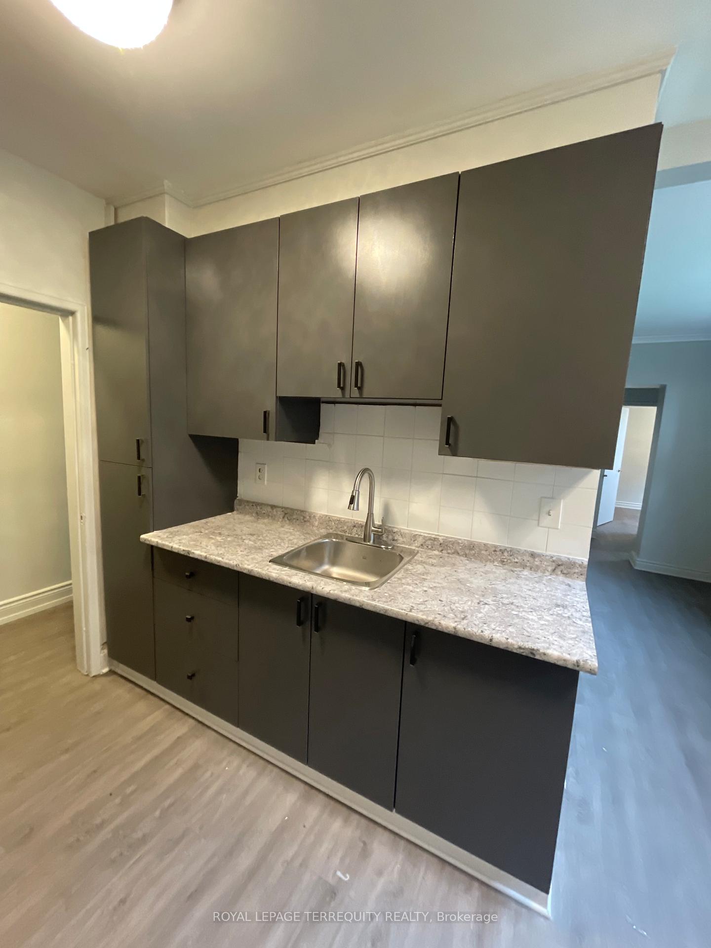 2550-keele-street-toronto-north-york-ontario-w13504156