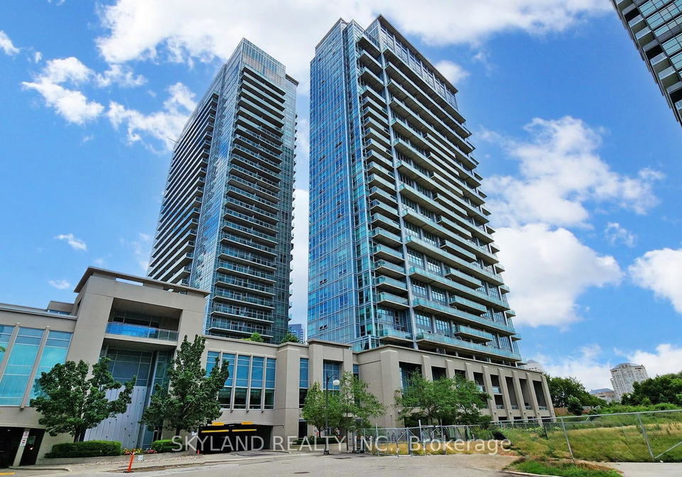 165-legion-road-n-toronto-etobicoke-ontario-w13504308