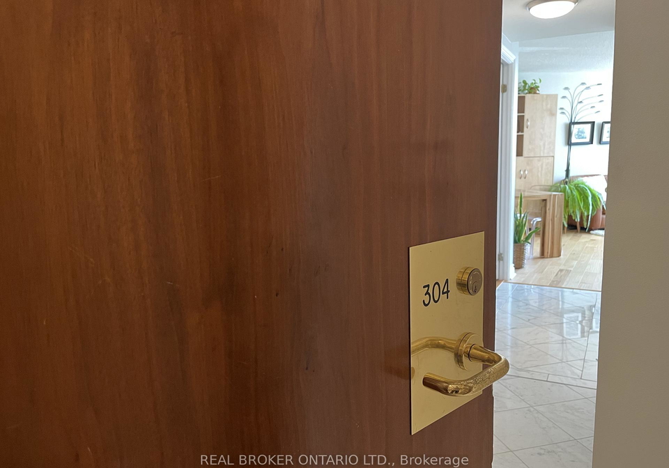 1-palace-pier-court-toronto-etobicoke-ontario-w13504310
