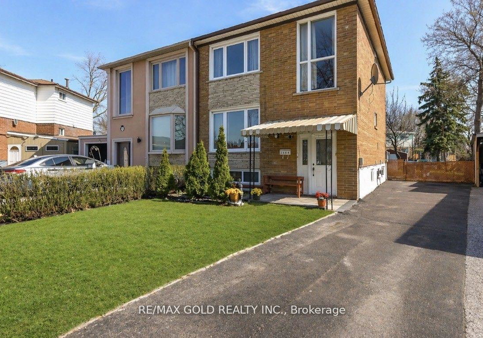 7464-homeside-gardens-mississauga-ontario-w13504316