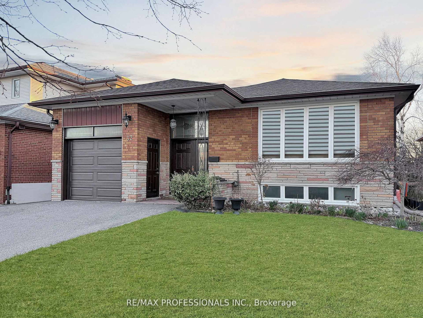 32-sellmar-road-toronto-etobicoke-ontario-w13504552