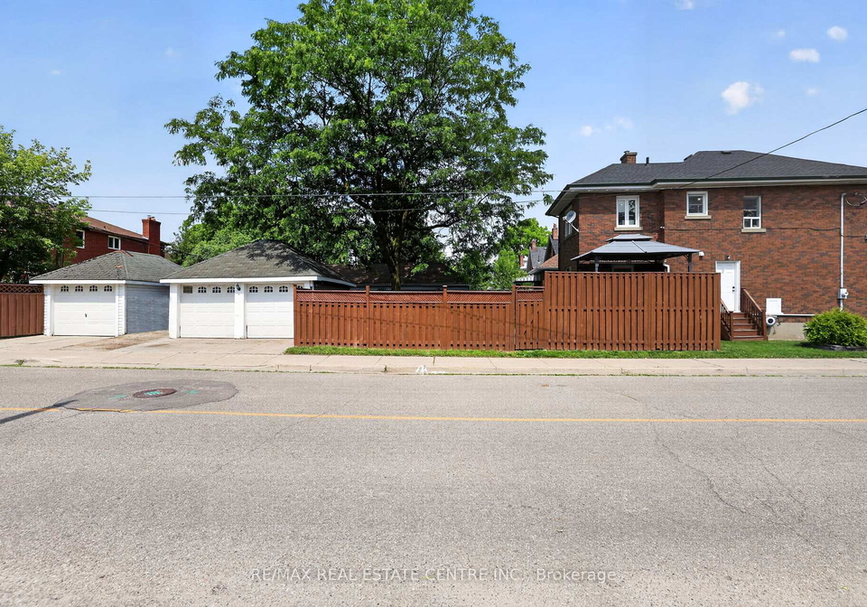 75-west-street-w-brampton-ontario-w13504698