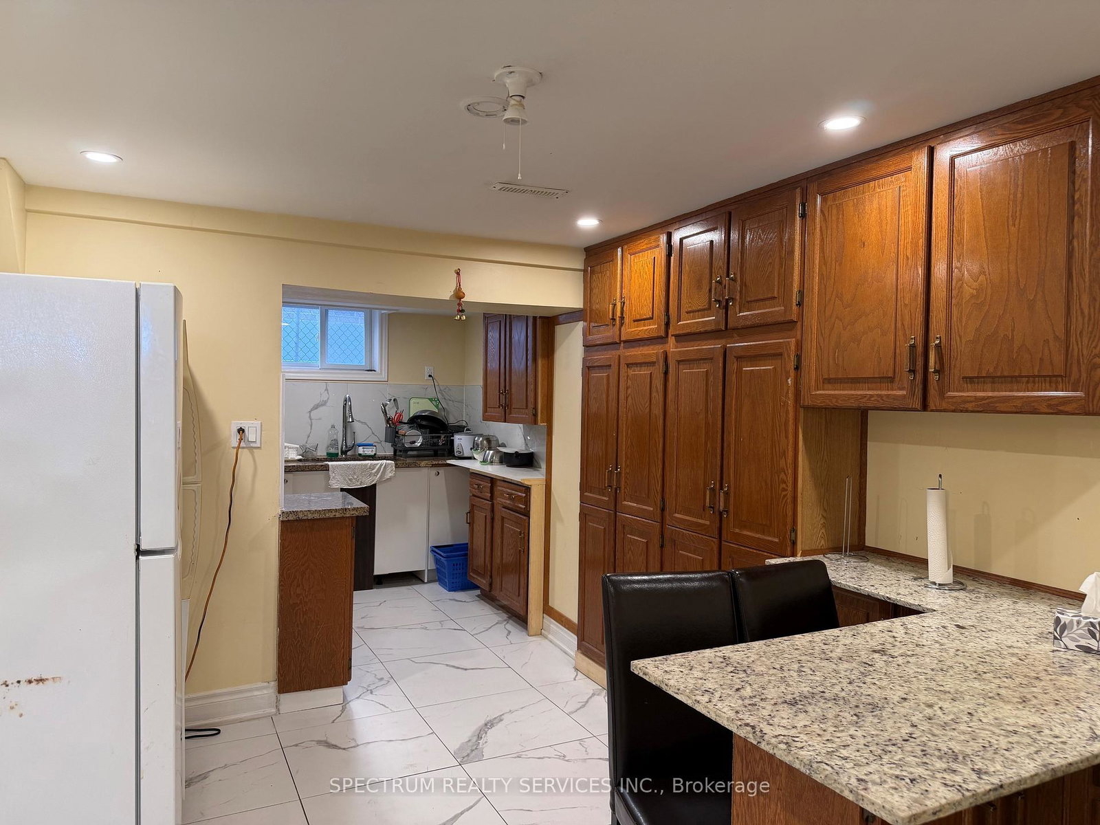 12-hamer-boulevard-s-toronto-etobicoke-ontario-w13504878