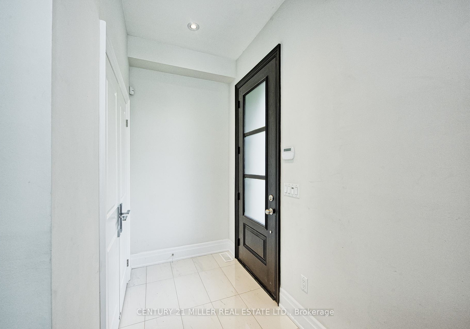 196-rebecca-street-oakville-ontario-w13504904