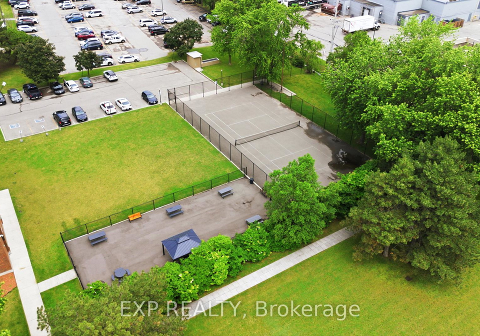 3025-queen-frederica-drive-mississauga-ontario-w13504976