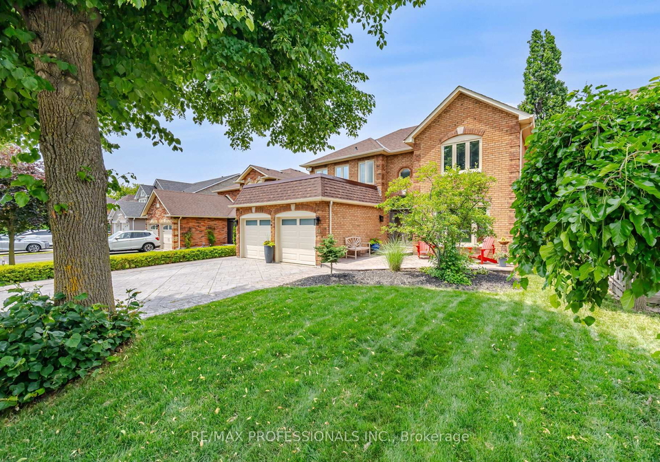 18-kingfisher-court-brampton-ontario-w13504982