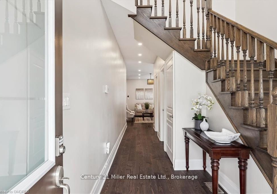 3083-streamwood-passage-oakville-ontario-w13505190