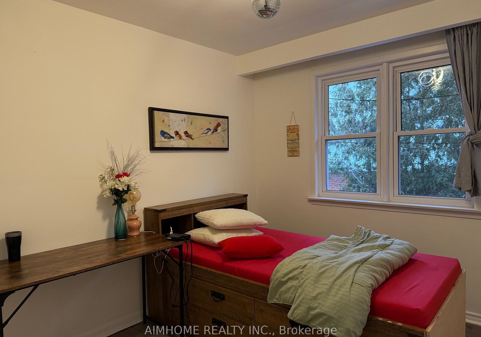 68-claver-avenue-toronto-north-york-ontario-w13505346