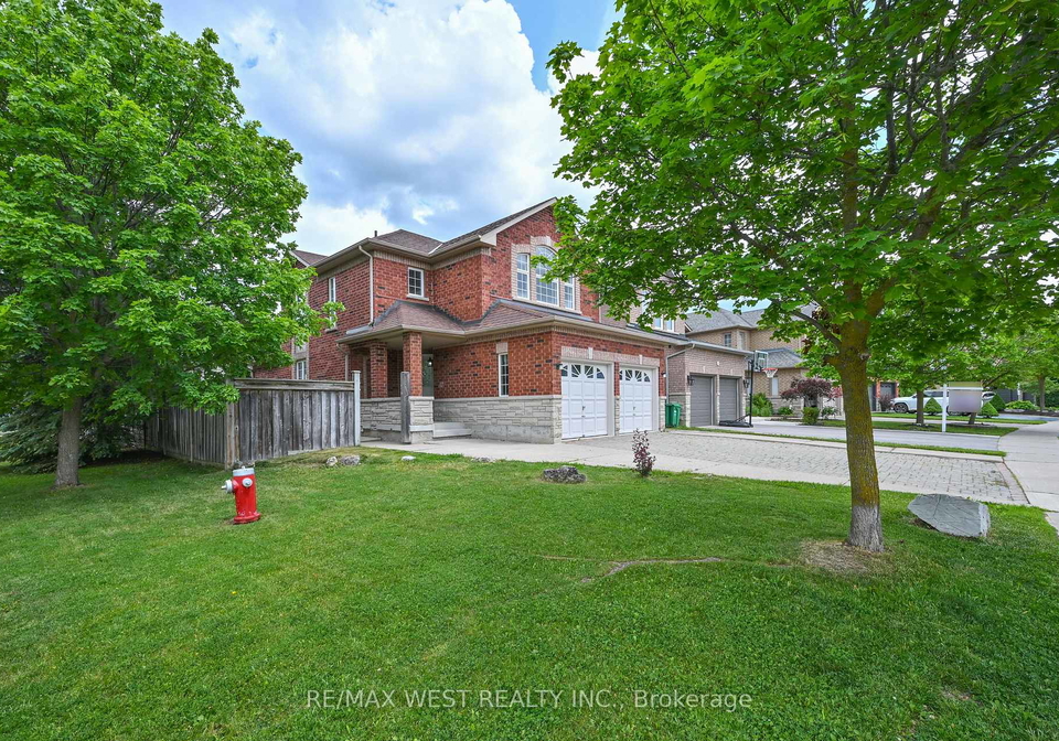 8-terrastone-court-caledon-ontario-w13505350