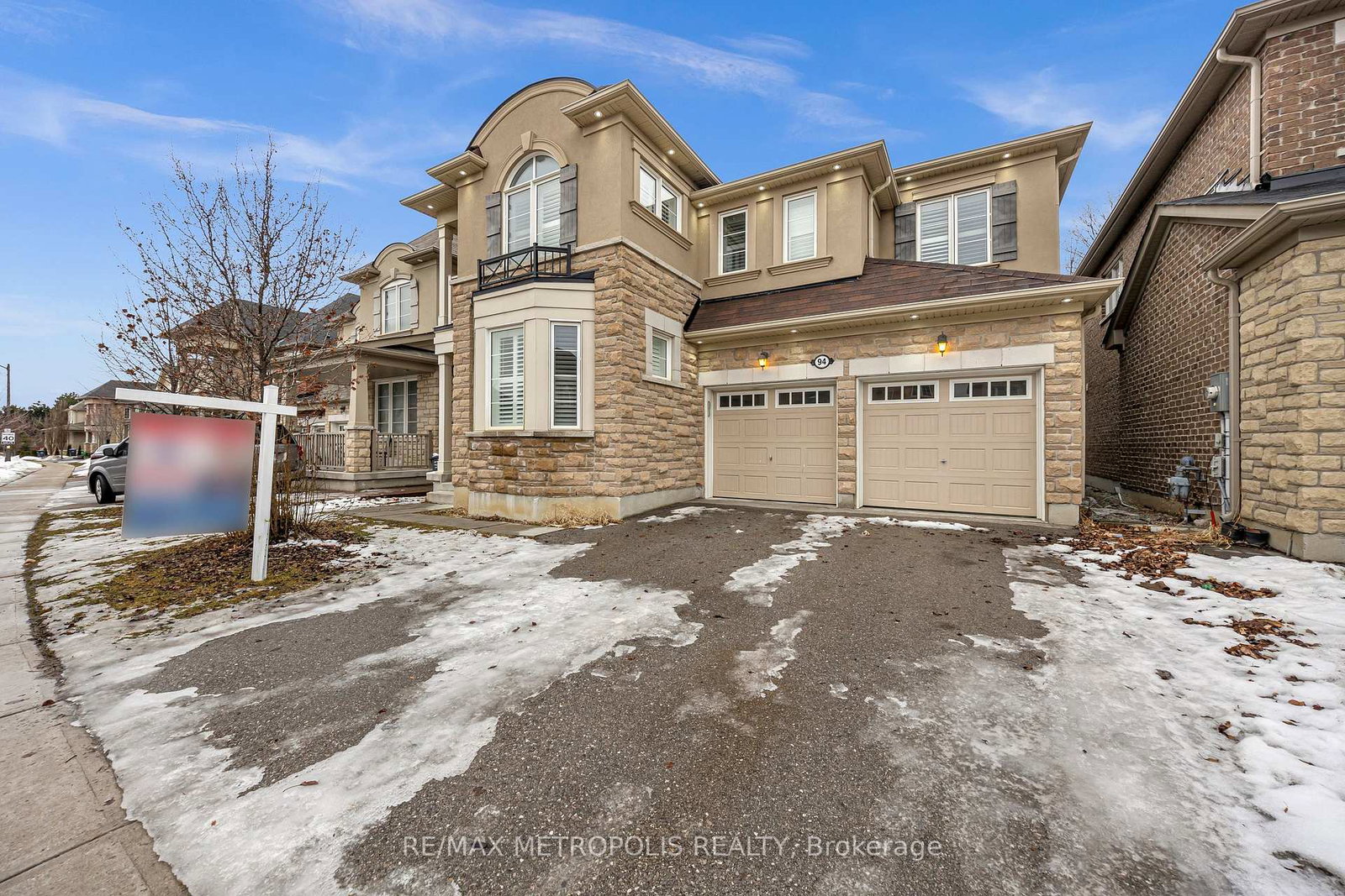 94-newhouse-boulevard-caledon-ontario-w13505618