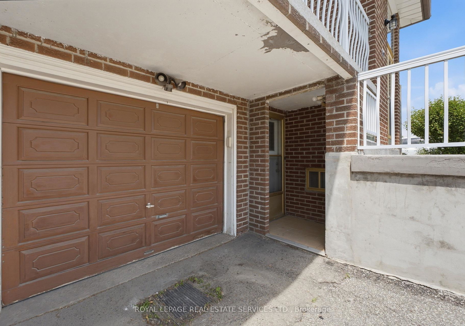 108-anthia-drive-toronto-york-ontario-w13505640