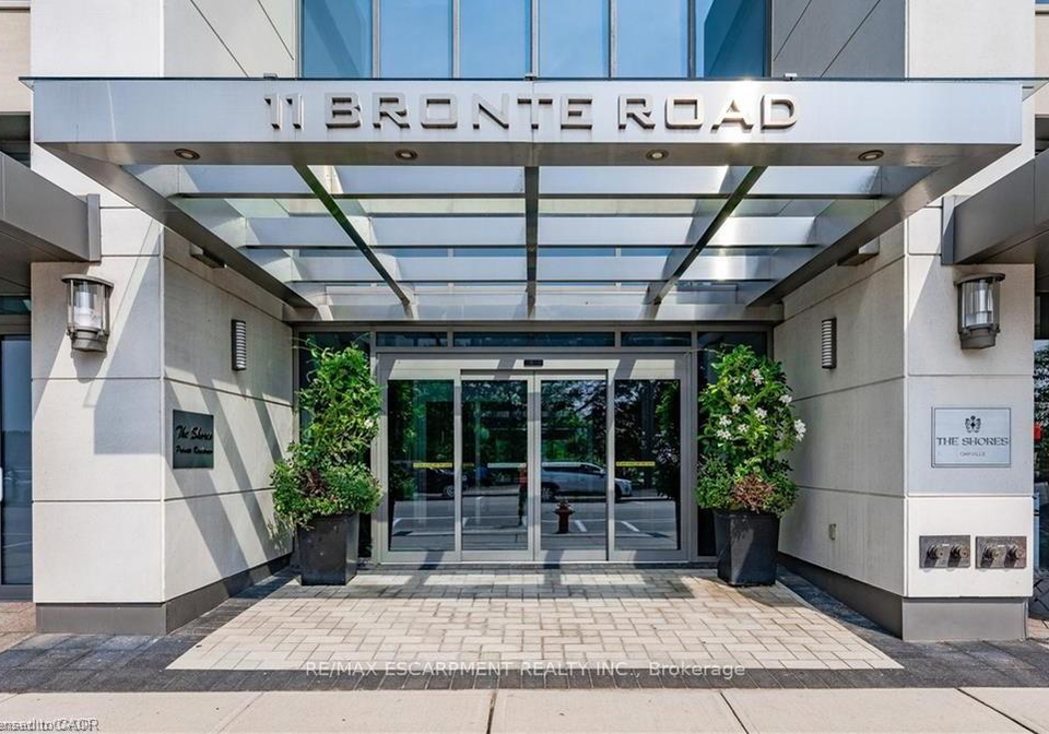 11-bronte-road-oakville-ontario-w13505748