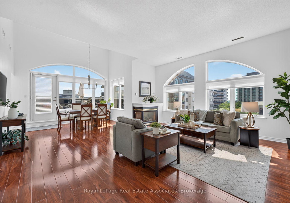 3-dayspring-circle-brampton-ontario-w13505888