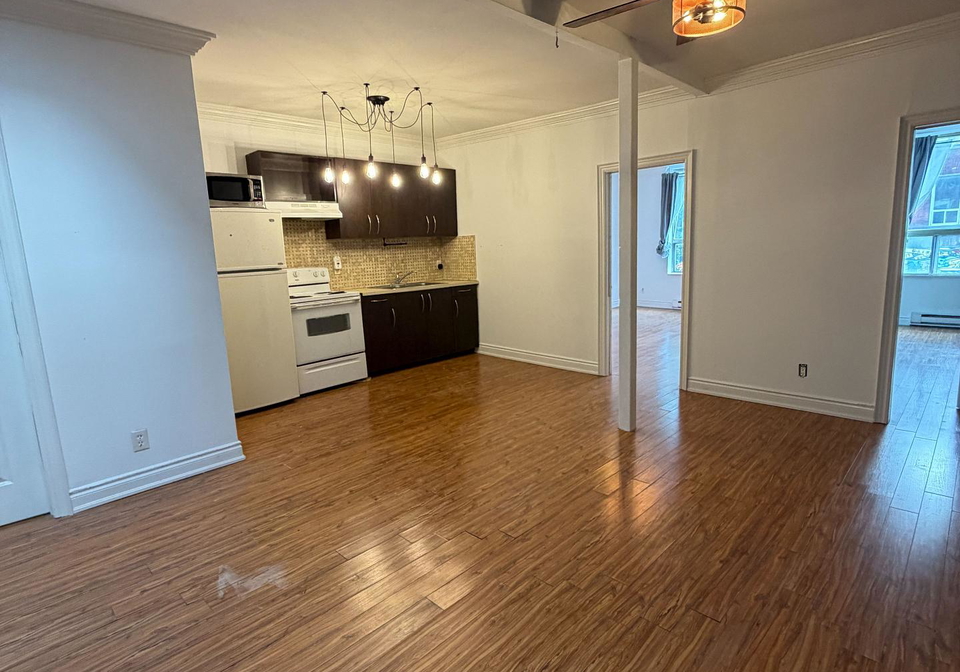 2878-dundas-street-w-toronto-toronto-ontario-w13506008