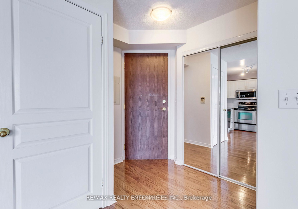 2545-erin-centre-boulevard-n-mississauga-ontario-w13506010