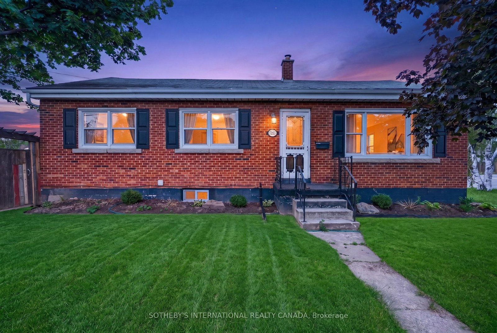 2265-prospect-street-burlington-ontario-w13506028