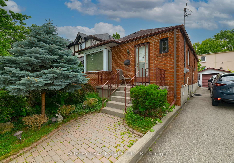 6-boyd-avenue-toronto-north-york-ontario-w13506090