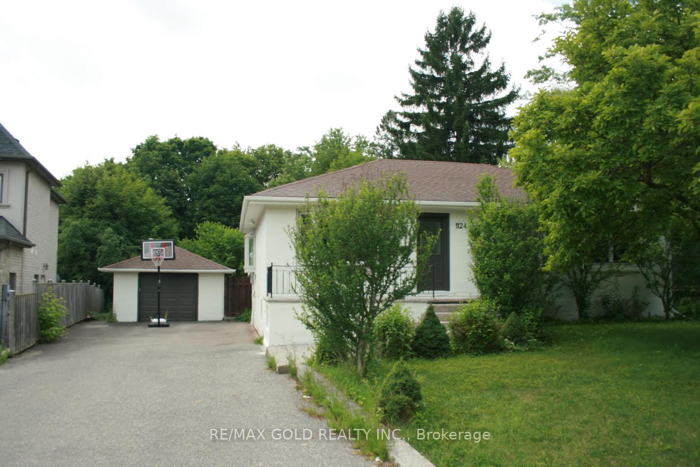 1124-kent-avenue-oakville-ontario-w13506118