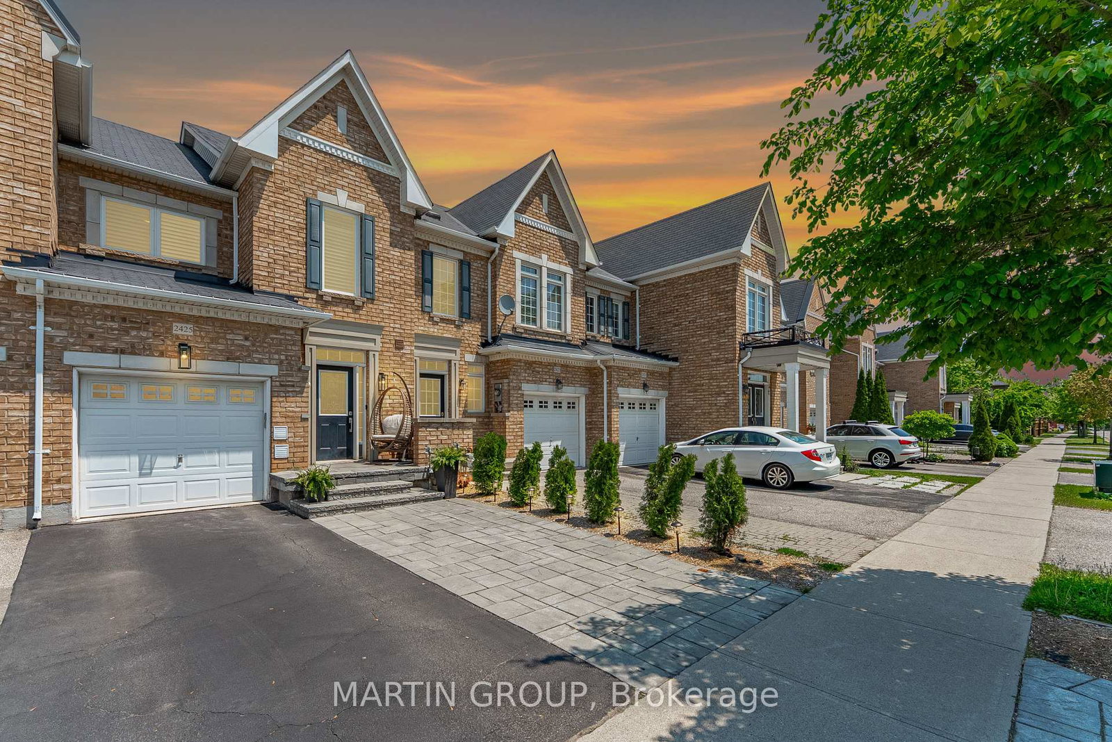 2425-grand-oak-trail-oakville-ontario-w13506252