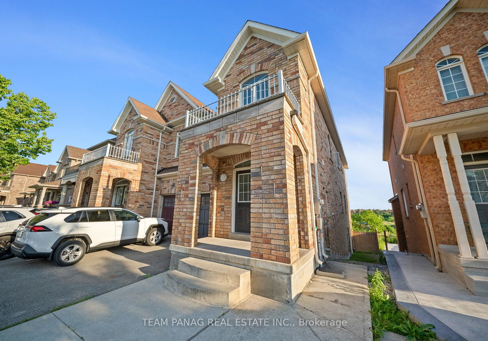 54-clearfield-drive-brampton-ontario-w13506308